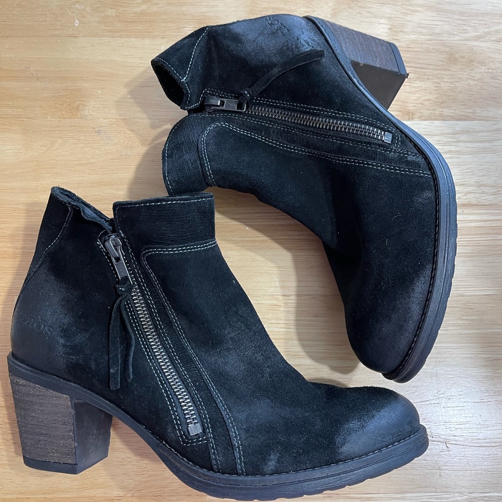 Taos Dillie Ankle Boots - size 9 (40). Worn once